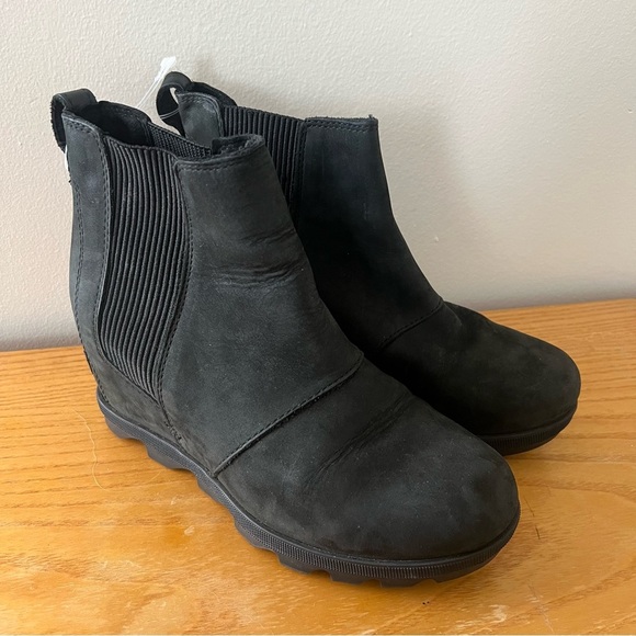 Sorel Shoes - {Sorel} Joan of Arctic ll Wedge Chelsea Boots